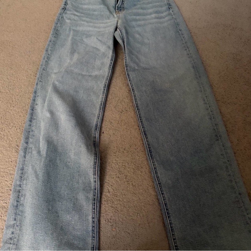 Old Navy Light Blue Straight-Leg Women's Jeans